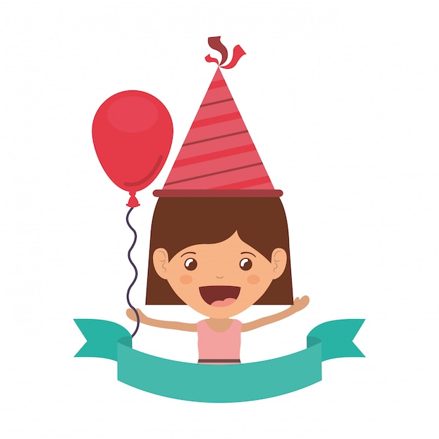 誕生日のお祝いでパーティーハットを持つ少女
