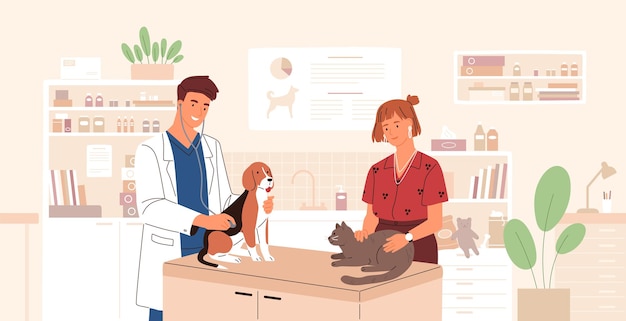 Glimlachende dierenarts die hond en kat onderzoekt. Dierenarts arts die schattige huisdieren geneest