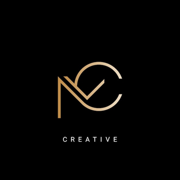 Золотой и черный логотип с надписью «nc creative»