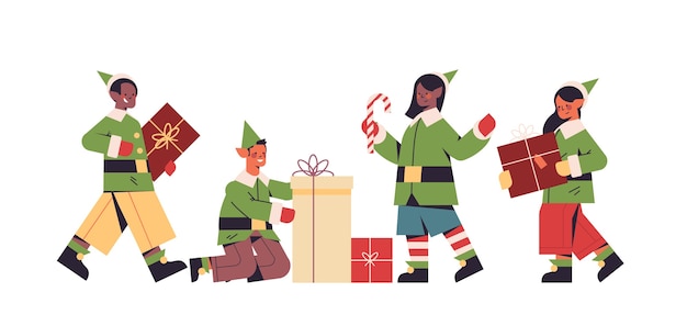 ギフトを準備する衣装を着た緑のエルフは、レースの男の子、女の子、サンタヘルパー、新年あけましておめでとうございます、メリークリスマス、休日のお祝いのコンセプト、全長水平ベクトル図