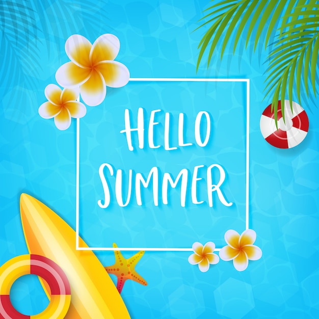 Hallo zomer tekst, kokosnoot bladeren en zomer strand accessoires