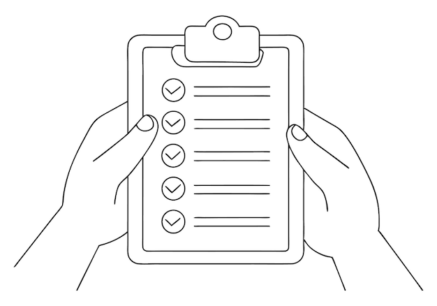 Handen met een klembord met een checklist