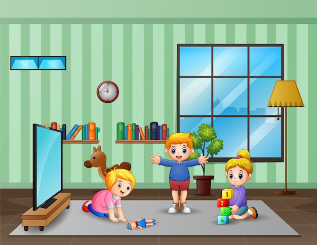 Bambini felici che giocano nel soggiorno