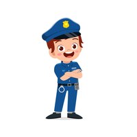 Felice carino ragazzino ragazzo che indossa l'uniforme della polizia