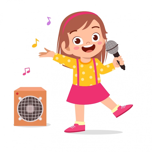 행복 한 귀여운 꼬마 소녀 노래를 노래