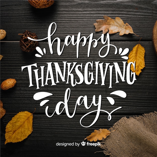 Happy thanksgiving concept met letters