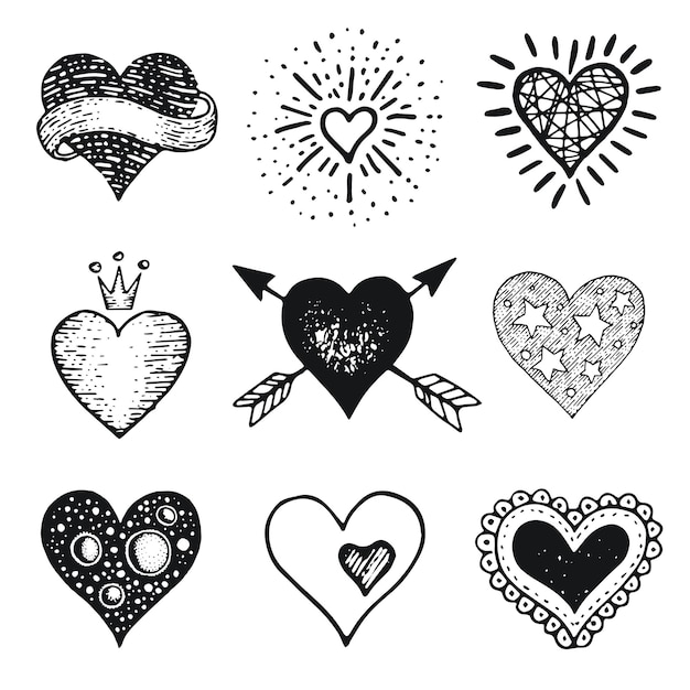 Hart set hand getrokken doodle schets stijl Handgetekende illustraties door borstel pen inkt Leuke kroon pijl sterren symbolen Vector tekening voor Valentijnsdag ontwerp logo kaart en meer