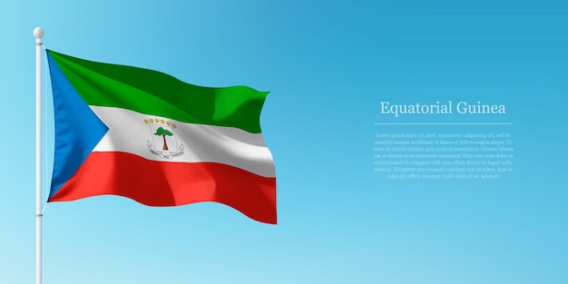 Het zwaaien van de vlag van Equatoriaal-Guinea tegen de heldere blauwe lucht Copyspace