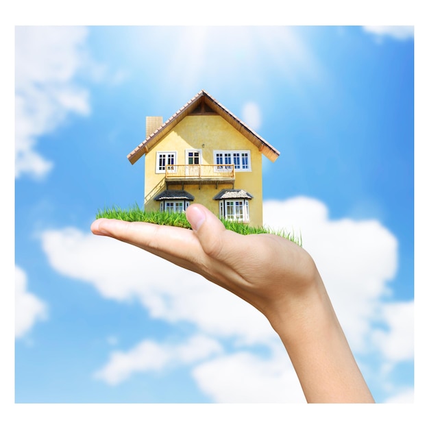 House model concept in hand
