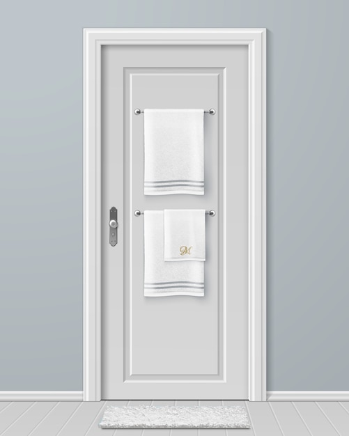 Иллюстрация белых полотенец, висящих на вешалке на двери в современной ванной комнате