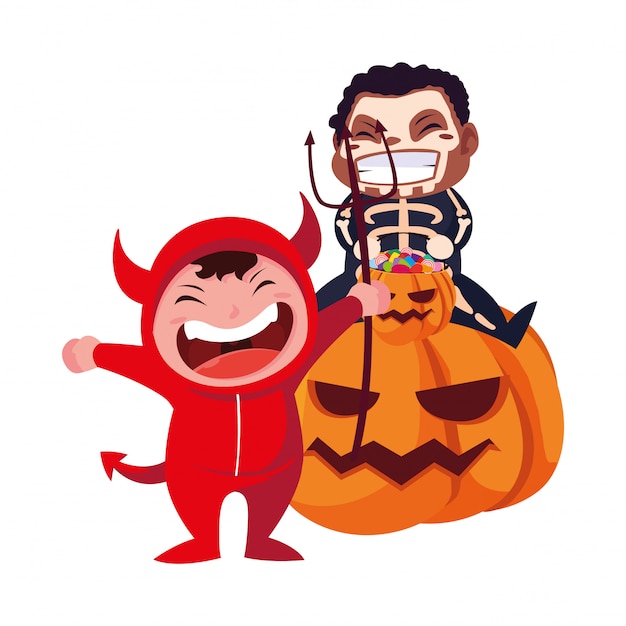 Дети в костюмах хэллоуина
