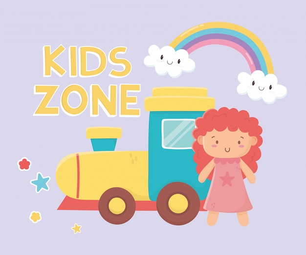 Детская зона, резиновый поезд и розовые маленькие кукольные игрушки