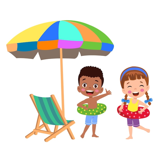 Kinderen op het strand met een paraplu en een opvouwbaar bed
