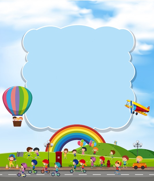 Vector lege wolk met kinderen en regenboog