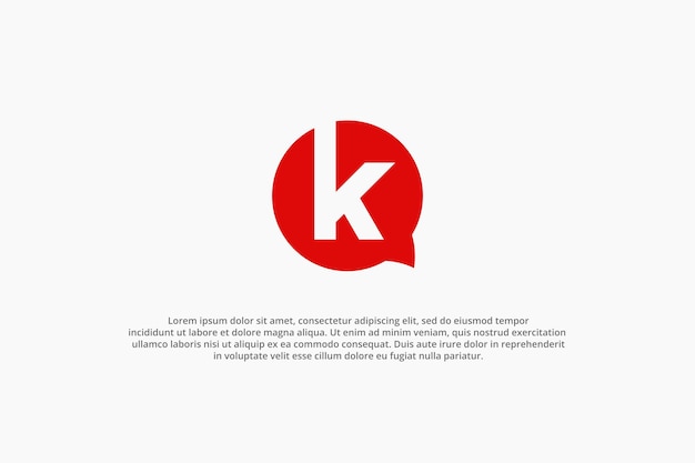 Letter k en rood chat icoon logo