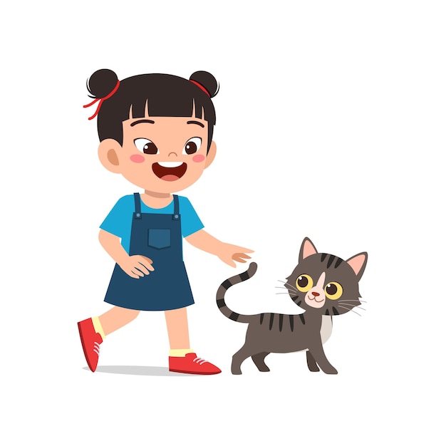 小さな子供が小さな猫と一緒に遊ぶ