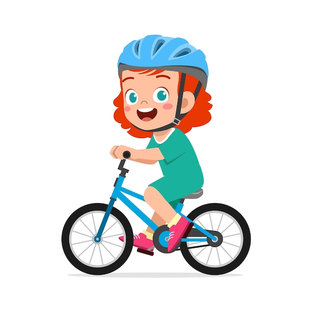 Il bambino va in bicicletta e indossa il casco