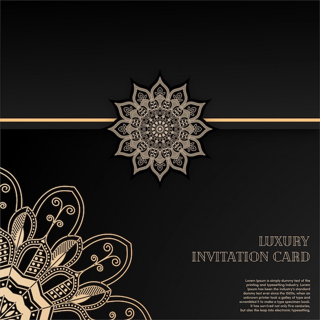 Carta di invito mandala oro di lusso con sfondo nero