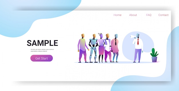 会議で人工知能技術説明会概念水平全長コピースペースでロボットチームに情報を発表するメガホンスピーカーを保持している男性ロボットボス