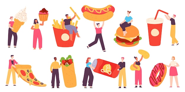 Mensen met fastfood. Kleine karakters bevatten pizza, hamburger, hotdog, frisdrank, chips en een zoet dessert. Platte straatvoedselvector. Illustratie vrouw man met junk fastfood, pizza en hotdog