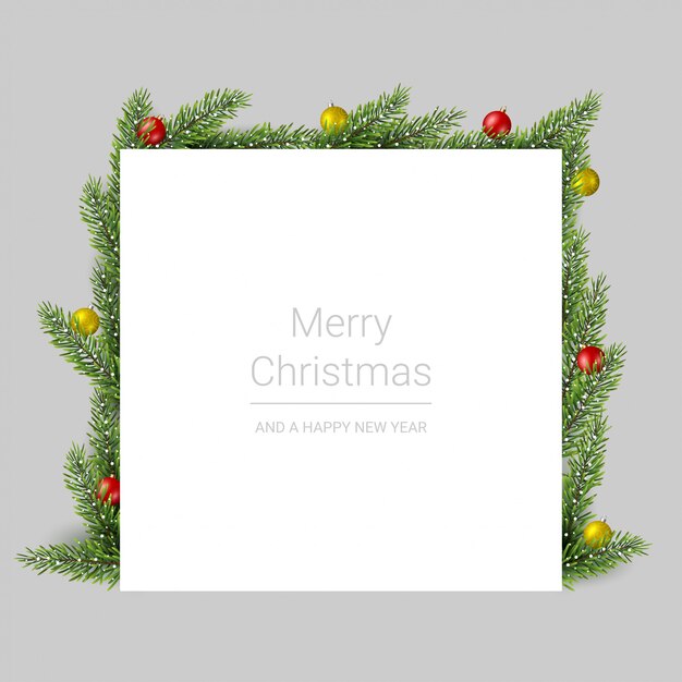Веселая рождественская открытка с еловыми ветками и елочными шарами на сером фоне