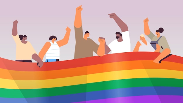 LGBTレインボーフラッグゲイレズビアンラブパレードプライドフェスティバルトランスジェンダーラブコンセプトを開催するミックスレースの人々のグループ