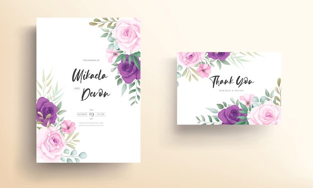 Moderne bruiloft uitnodigingskaart met mooi bloemenornament