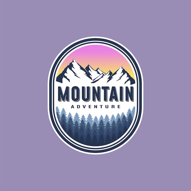 Vettore design del logo all'aperto di avventura in montagna
