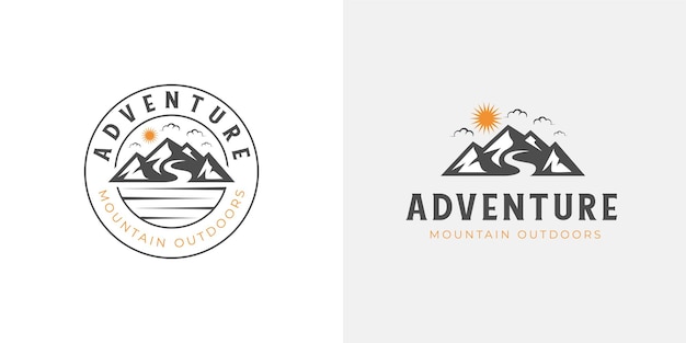 Hipster Adventure Travel 로고를 위한 일출 바다와 태양의 바위가 있는 산 풍경 바이커 크로스를 사용할 수 있습니다.