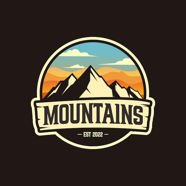 Illustrazione del logo all'aperto di montagna