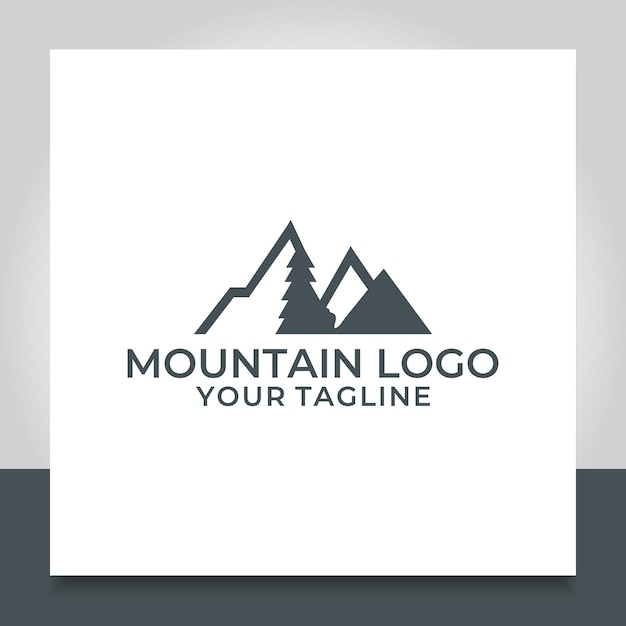 Montagna con illustrazione di design del logo di pino