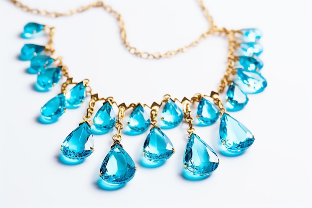 Necklace made of gold decorated with aquamarine and white sapphire