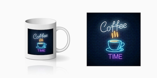 Neon koffie tijd afdrukken op mok mockup. warm drankje en eten café teken op keramische cup. ontwerp van merkidentiteit