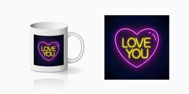 Testo neon love you a forma di cuore stampato per il design della tazza.