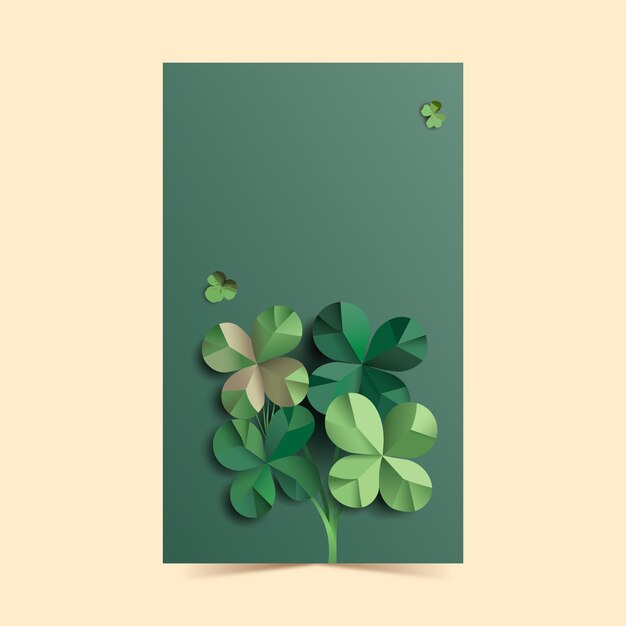 Foglie di trifoglio di carta origami decorate su sfondo verde e spazio per testo o messaggio design banner verticale per il giorno di san patrizio felice