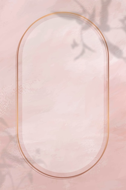Ovaal gouden frame op in de schaduw gestelde roze verfachtergrondvector