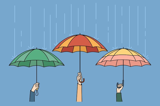 비오는 날씨에 우산을 들고 사람들