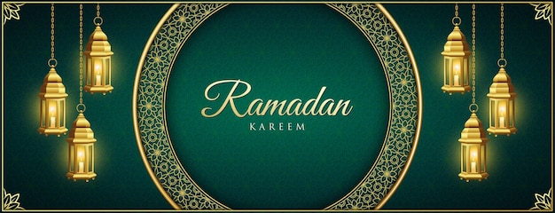 Sfondo di ramadan kareem con ornamenti dorati e laterni