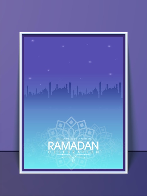 Ramadan viering sjabloonontwerp met silhouet moskee in gradiënt blauwe kleur