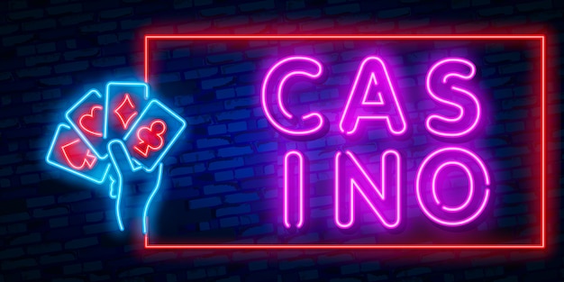Realistische geïsoleerde neon teken van casino