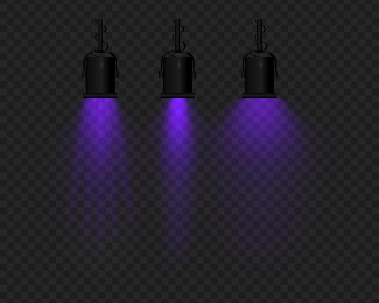 Vector realistische vector hanglampen met paars licht op een doorzichtige achtergrond zwarte metalen lichaam opgehangen structuur zachte verlichting straal effect podium projector gloeiende reflectie