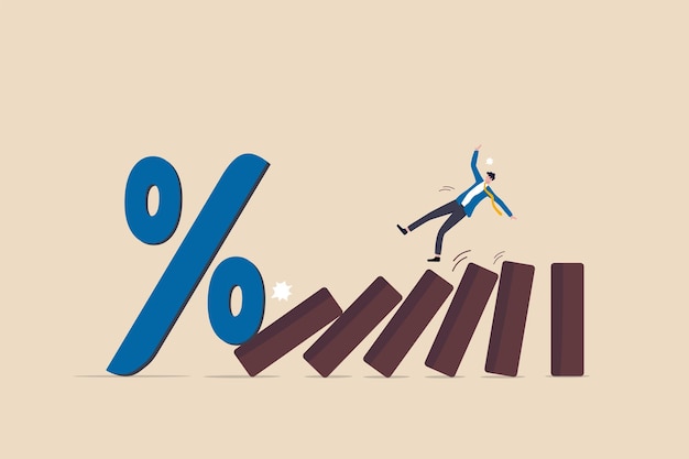 Rente en inflatiepercentage beïnvloeden economie en investeringsmarkt, federaal reserve monetair beleidsconcept, procenttekendaling om domino-instorting te veroorzaken waardoor zakenmanbelegger valt.