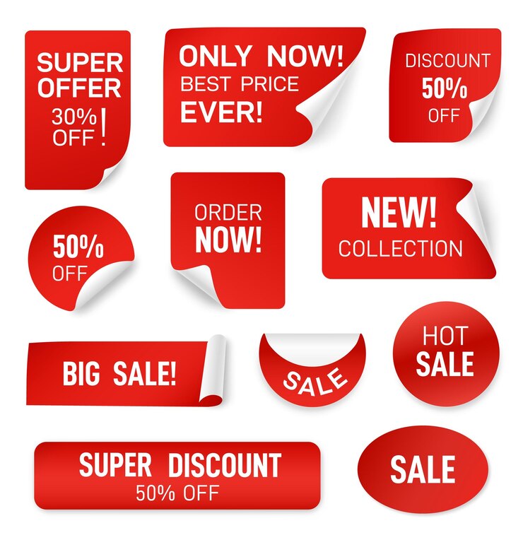 Vector rode gekrulde papieren stickers 3d label ronde prijskaartje curl rand blad geïsoleerde verkoop of speciale prijs badges kerst korting exacte vector set