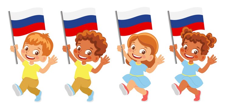 Флаг России в руке. Дети держат флаг. Государственный флаг России