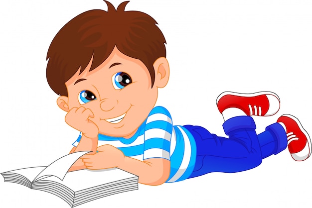 schattige kleine jongen leesboek
