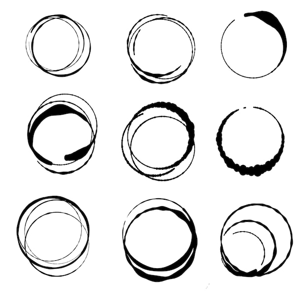 Una serie di cerchi con sbavature imitazione inchiostro cornici rotonde