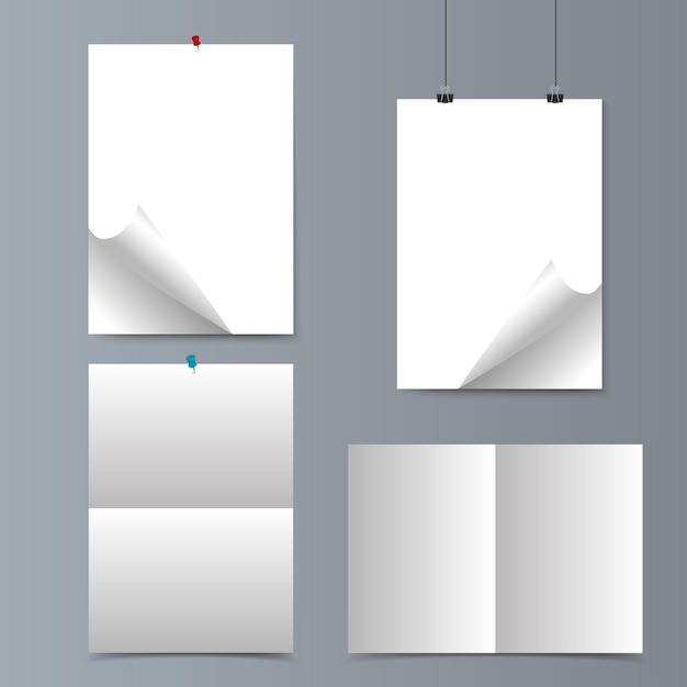 Set di poster di carta verticali realistici isolati vuoti con arricciatura