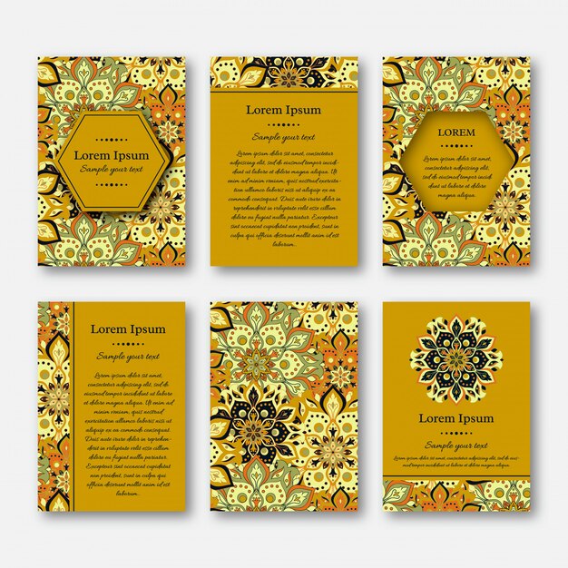 Set kaarten, flyers, brochures met mandala.