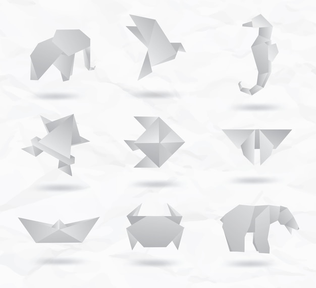 Impostare gli animali di origami kraft bianco