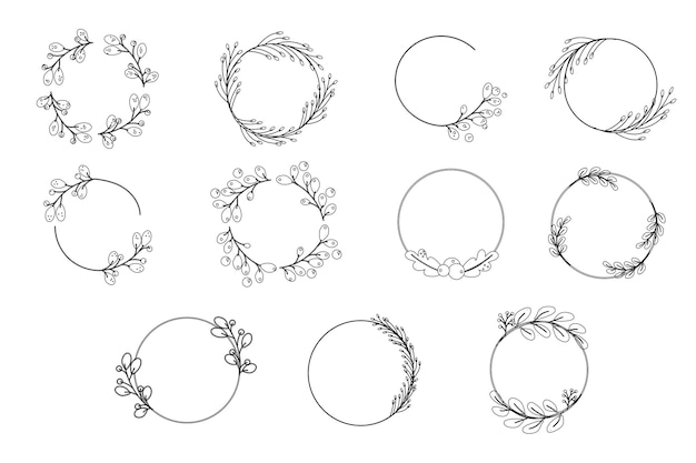 Set of outline wreaths with berries